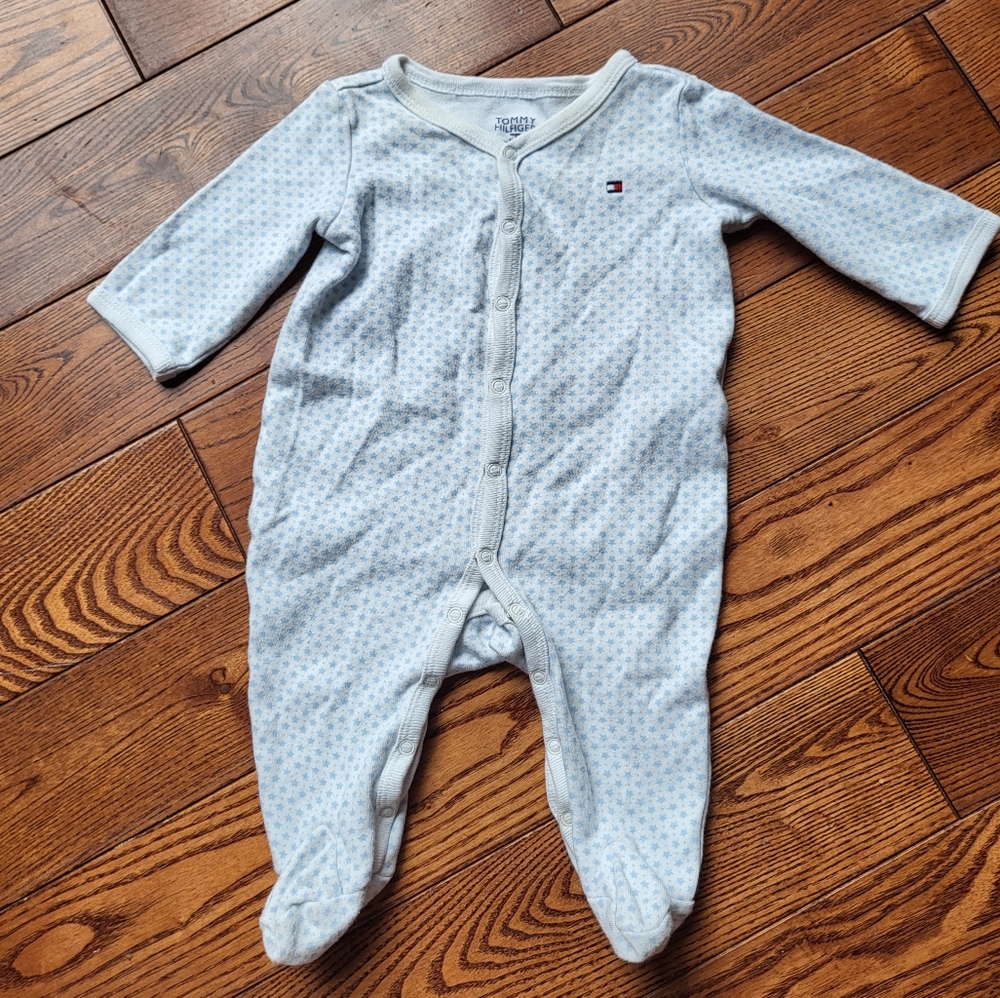 🚨3/$10 Tommy Hilfiger Sleeper